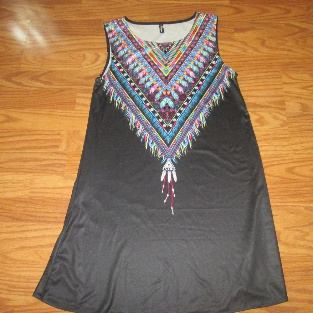 Vanberfia Size M Native American design dress